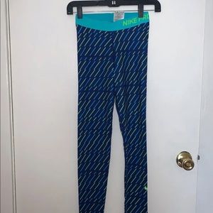 Nike leggings